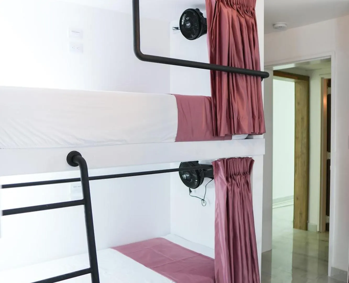 Guest house Qantic Lodging Medellin Colombia