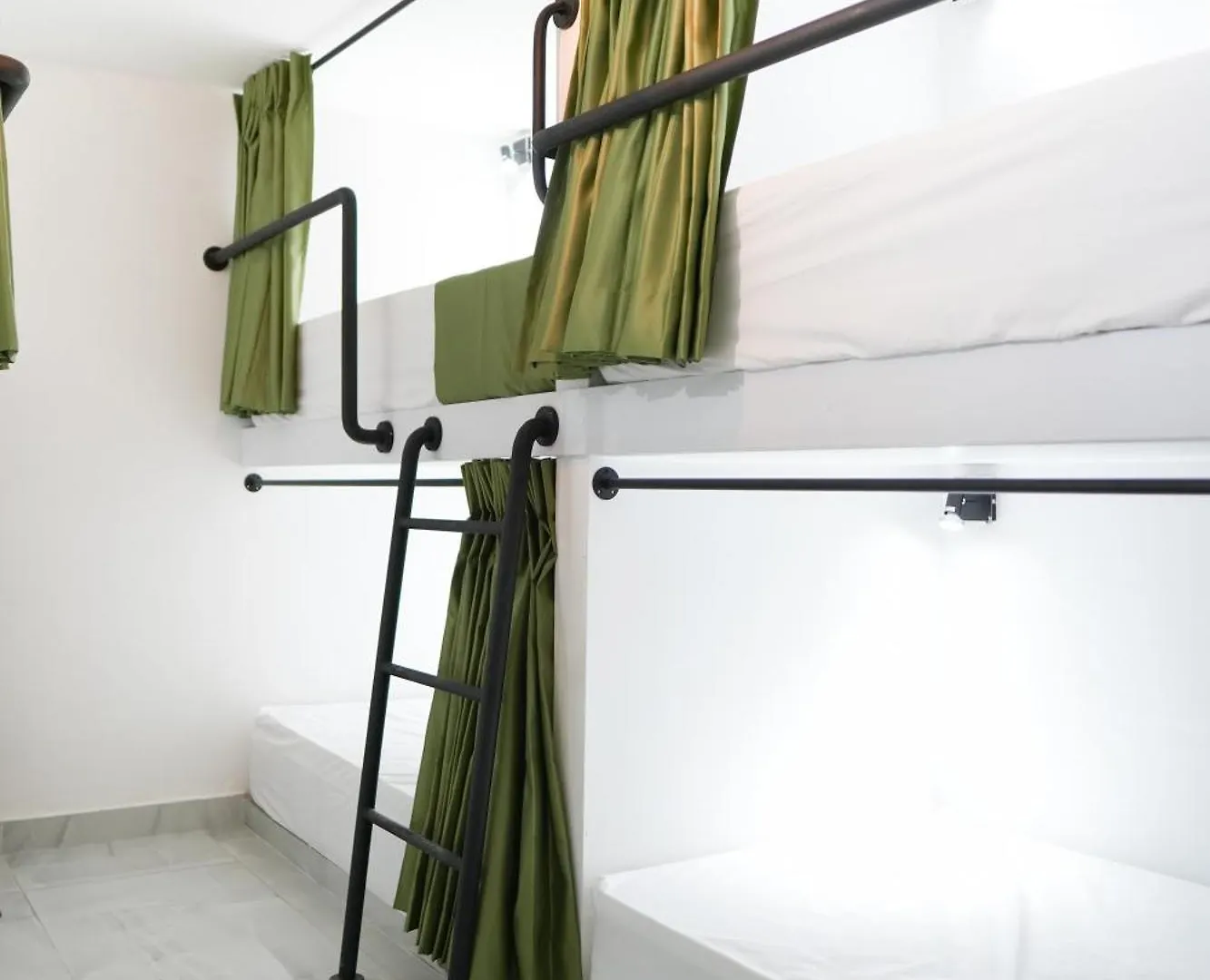 Qantic Lodging Medellin 0*,